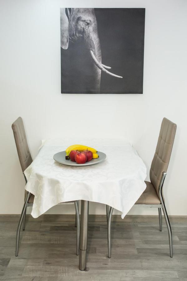 Aradi Apartment Budapest Ngoại thất bức ảnh
